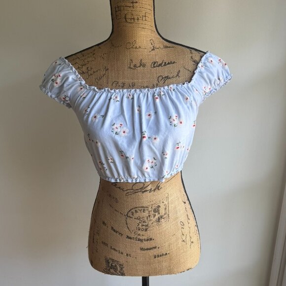 Forever 21 – Blue Floral Puff Sleeve Crop Top – Size Small - Picture 3 of 7